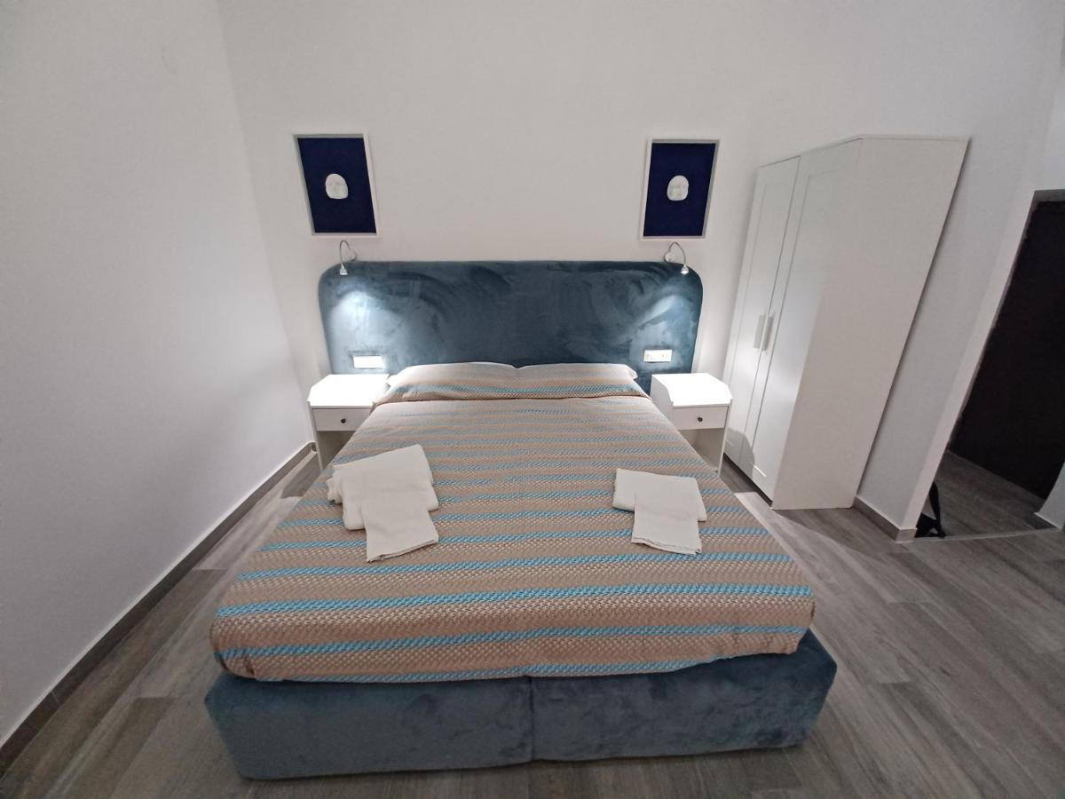 Residenza Napoletana Apartment Napoli Exterior foto